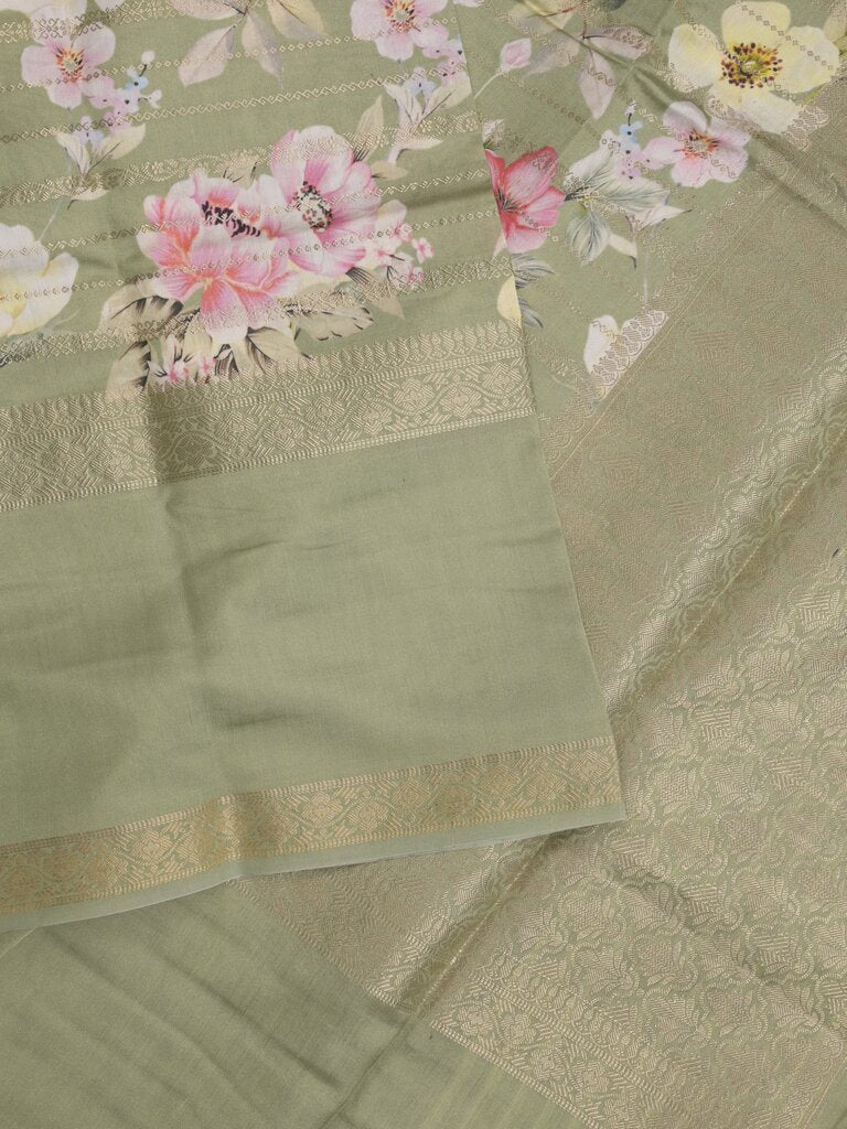 Munga fancy floral printed saree with big border and attached blouse