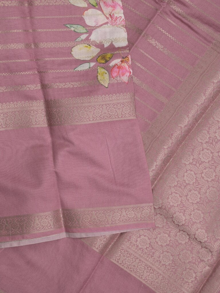 Munga fancy floral printed saree with big border and attached blouse
